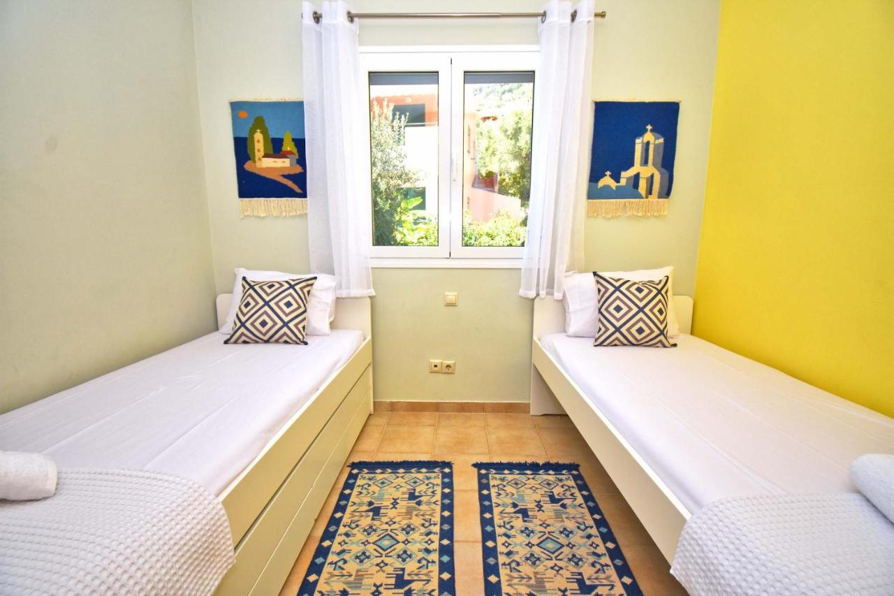 Ferienwohnung Pebbles And Sea At Barbati With Shared Pool Exterior foto